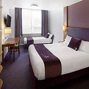https://premier-inn-gatwick-crawley-town.brighton-hotels-england.com